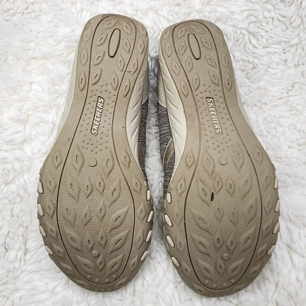 Skechers Relaxed Fit Memory Foam Breath Easy Shoes Sneakers Women's 7.5